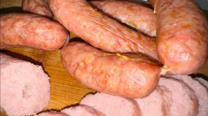 Домашняя колбаса - получилось очень даже вкусно.