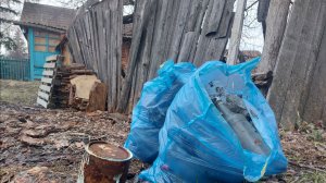 Дом в деревне! Весенний субботник впервые на участке!