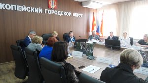 Глава Копейска провела аппаратное совещание