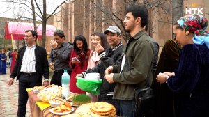 В рамках Года единства народов России в КалмГУ отметили праздник весны