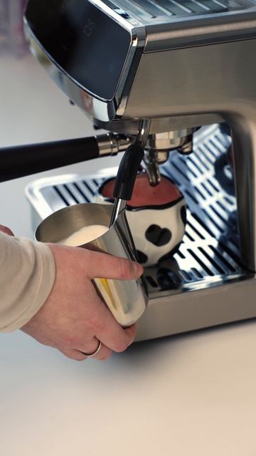 ☕️ RED SOLUTION CS1530 превратит ваш дом в настоящую кофейню, а вас — в профессионального баристу!