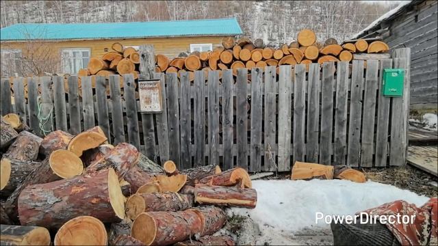 Жизнь аборигенки. Выходной день. Топим печь. Родители. 5.6.04.26.