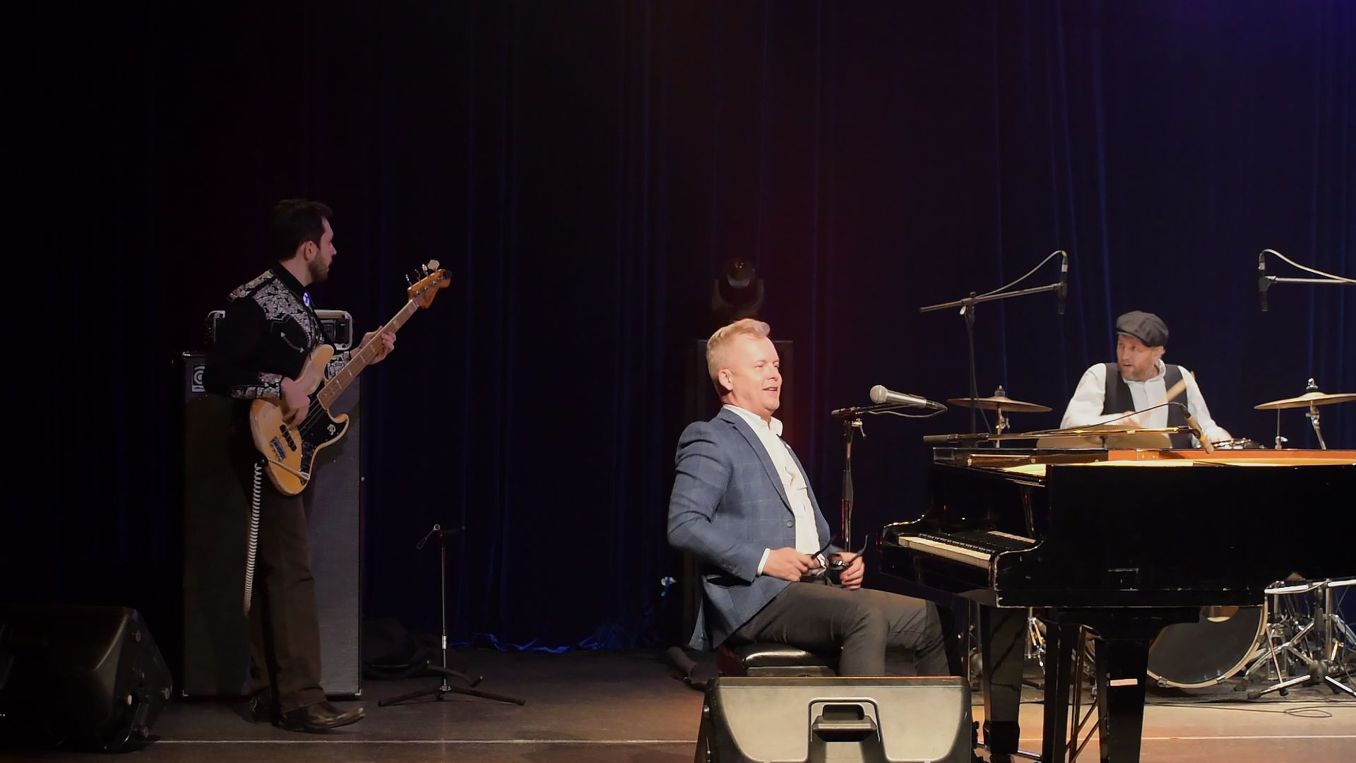 Денис Мажуков - Рок н ролл 4