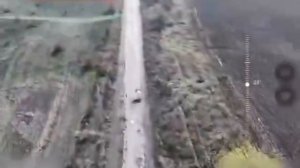 Наш дрон пропеллерами обрезал оптоволоконный кабель вражеского FPVдрона на подлёте к нашим позициям…