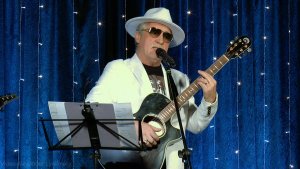 "Серый Камень" - Несите матерям цветы