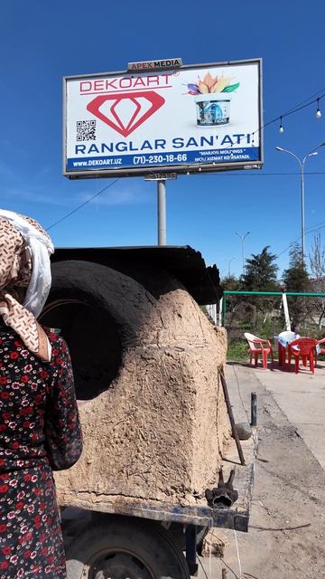 Горящий тандыр и самса на стенках 🔥 Скоро будет хруст!