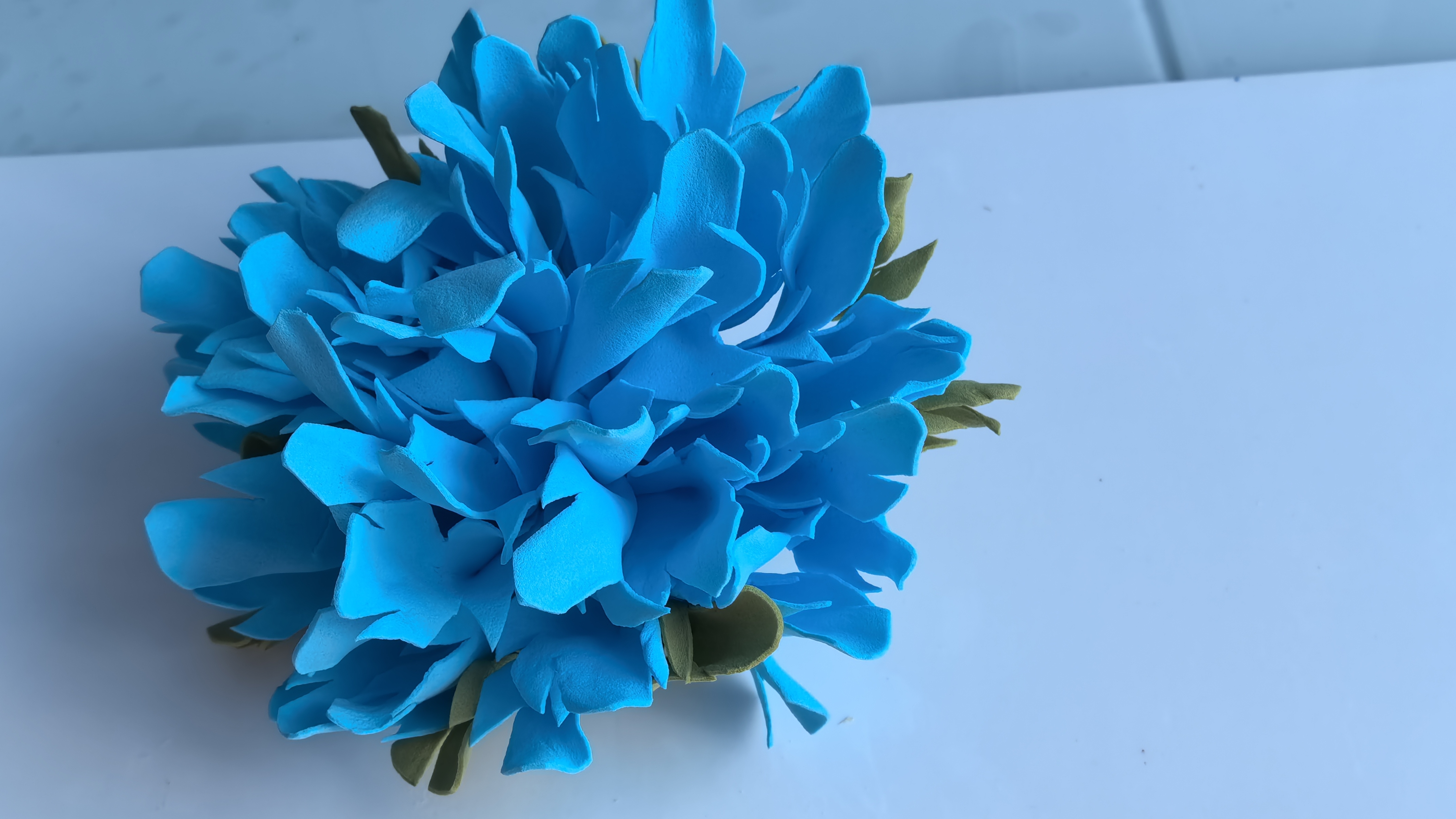 Брошь из фоамирана.