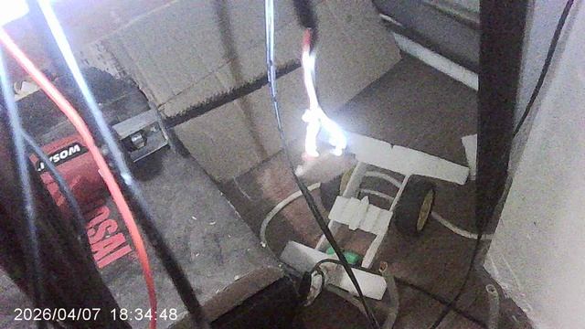 Включение самодельного светодиодного микрофонарика