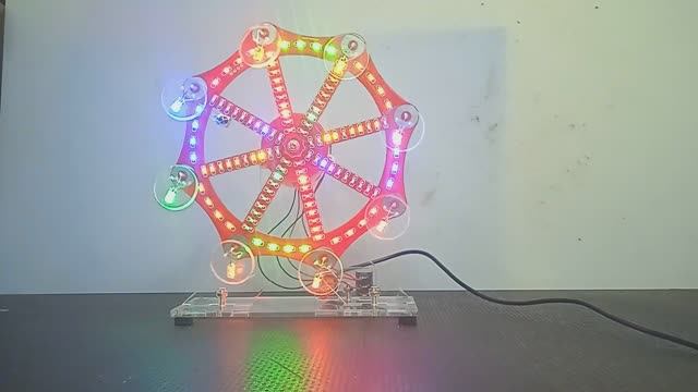 Весёлое светодиодное нечто из Китая.