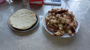 Навожу порядки, Даша снова готовит