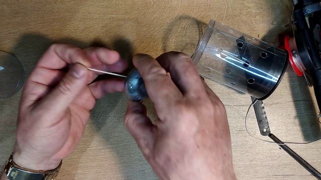 Изготовление стационарной зимней кормушки для прикармливания на течении.