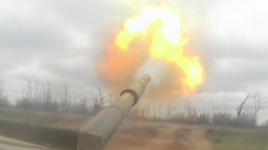 В Запорожской области российские танкисты разгромили укрепления боевиков.