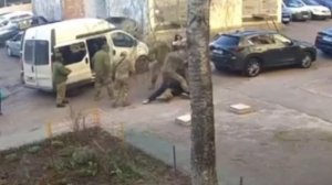 Каратели ТЦК - месилово. 

Боец в синем кимоно проиграл, к сожалению. Его подлой подножкой сбили с н