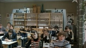 – А «розовый конь» на самом деле существует, или это абстрактный объект? – А Вы как думаете?