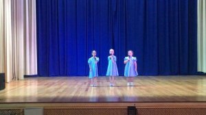 Народный коллектив, вокальная студия "Феникс" - Дарите женщинам цветы