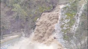 Наводнение в Дагестане, после дождя Ханагский водопад  смотреть страшно