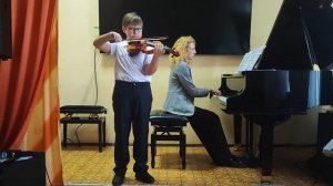 А. ЯНЬШИНОВ "Прялка", исполняет Сергиенко Герман 12 лет, 6 класс