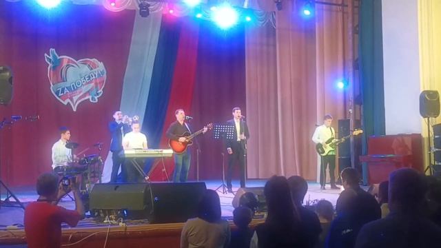 Виталий Толочкин и ансамбль центра "Единство" - День Победы