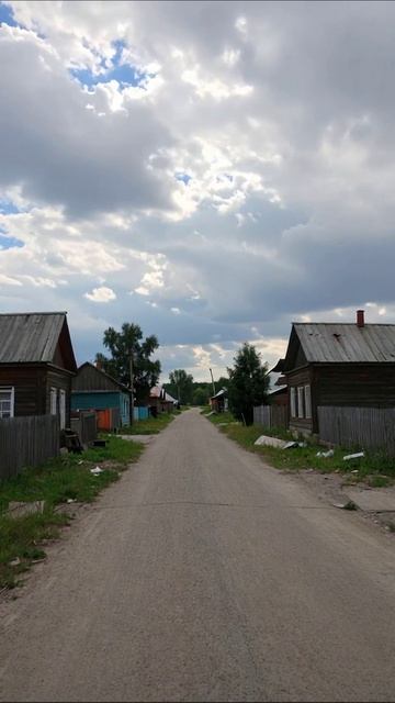 Пустота и заброшенность: дорога в никуда разруха одиночество пейзаж