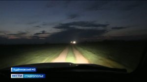 Азотная соль начинает работать ночью. Как в Буденновском округе удобряют поля?