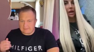 РАЗВАЛИЛА СЕМЬЮ ТЕПЕРЬ РЕВЕТ