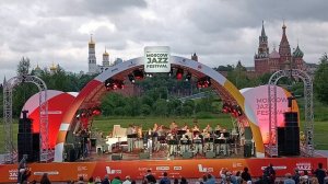 Jazz music, а в описании услуги от специалистов, прочтите описание, нужно обращайтесь