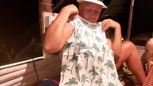 13.  РАСПАКОВКА! КАФЕ ROOTS. РАБОТАЮ УДАЛЁННО.  goa india myfirstvlog гоа индия