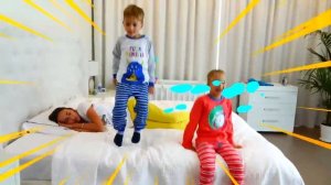 Крис и мама учатся готовить пиццу