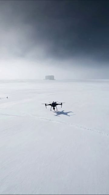 Полёт дрона над заснеженной местностью #дрон #природа #зима