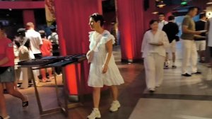 В ресторане Вьетнам 06.04.26.