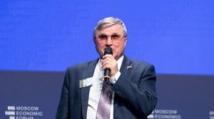 Олег Смолин. Задача образовательной политики – сохранение и воспроизводство кадров.