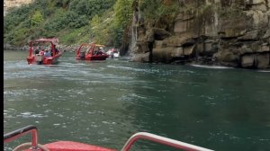 Расслабляющая музыка и плеск воды. Релакс .