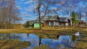 Начало монтажа теплицы.