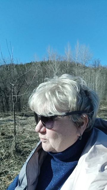 Вот и первоцвет.Подснежники