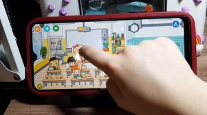 Играю в Тока Бока.