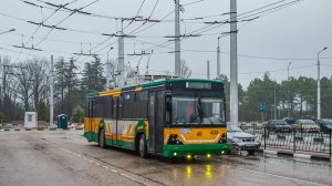 Поездка на троллейбусе №4203 Киев 12.04, 2004 г.в. Маршрут 10 (г.Симферополь)