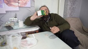 Все кругом виноваты! Сын любимой мамочки делает и кушает гамбургеры с колбасой И сыром ПОДВАЛ ИЛЬИЧА