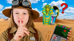 Настя в роли охотницы за привидениями. Большой сборник для детей