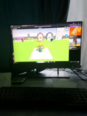 Шлипок Ауры