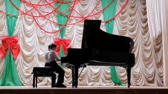 Сл. и муз. Г. Васильева 