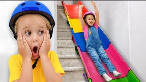 Приключение на лестнице с Крисом и друзьями