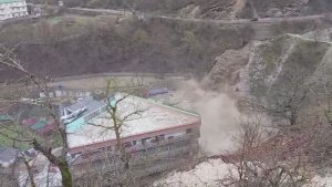 Наводнение в Дагестане, Хучнинский водопад, идут большие дожди