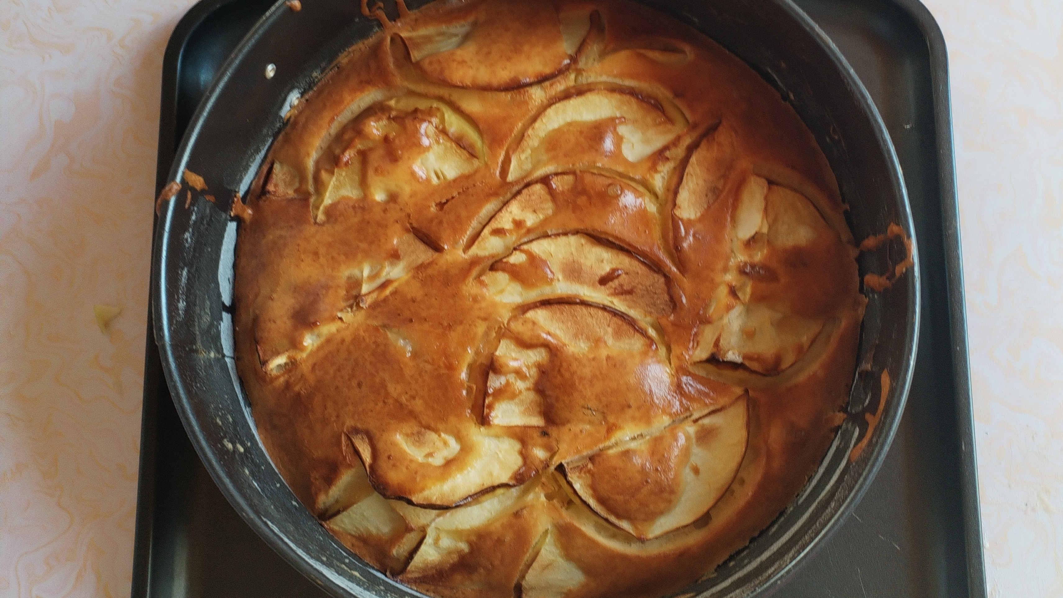 ШАРЛОТКА С ЯБЛОКАМИ