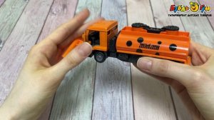 348569 Машина Технопарк KAMAZ снегоуборочная инерционная открывающиеся двери 14см оранжевая