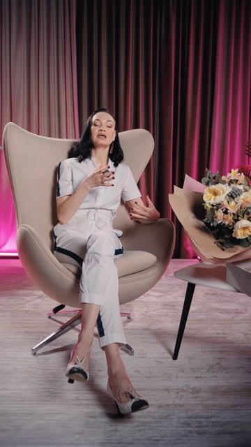 Ты сначала просто чуть поправилась, а потом ловишь себя на мысли, что он уже смотрит не так.