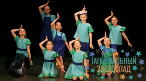 "В порту", студия "Народный стиль". "At the Port", studio "Folk Style".