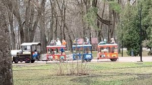Бронзовые "Космонавтики" в Калуге.Шикарный парк.