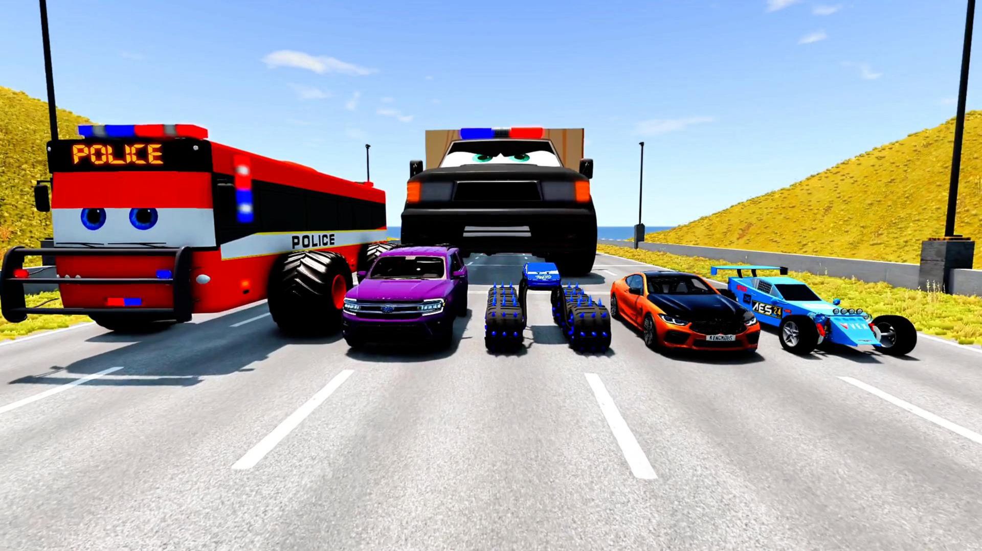 БОЛЬШАЯ И МАЛЕНЬКАЯ ПОЛИЦЕЙСКАЯ МАШИНА