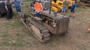 ЭТО ВИДЕО НАБРАЛО 1 МЛН ПРОСМОТРОВ! Трактора 1950-ых! Как новые! #663