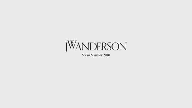 Показ мужской коллекции JW Anderson весна-лето 2018